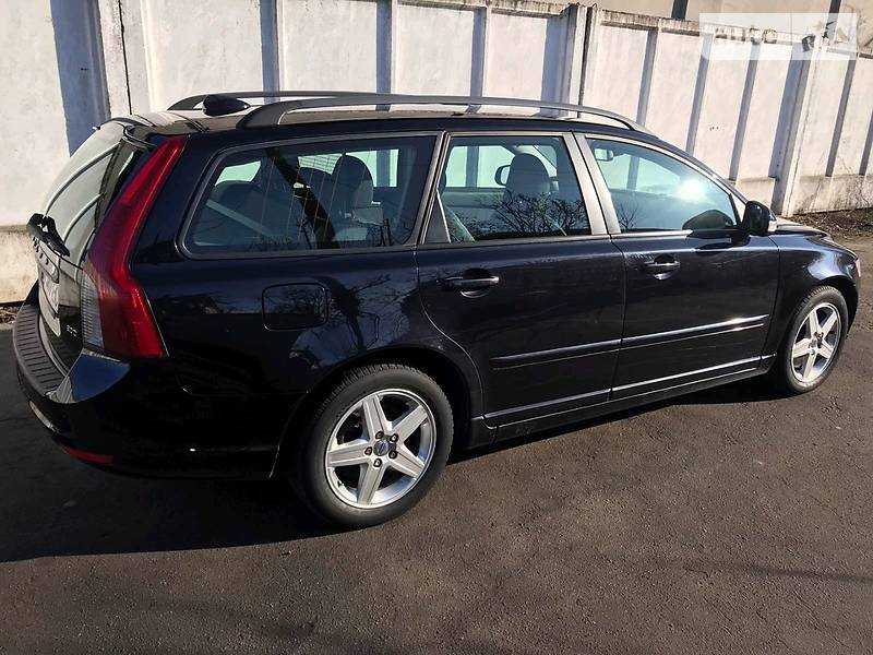Універсал Volvo V50 2010 в Козятині