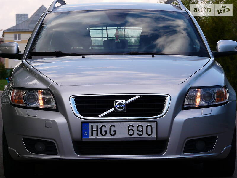 Універсал Volvo V50 2009 в Рівному