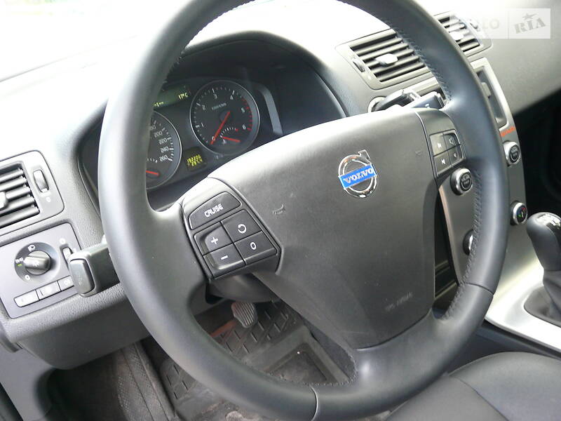 Універсал Volvo V50 2009 в Рівному