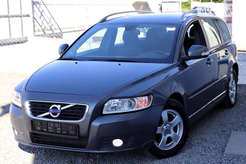 Універсал Volvo V50 2012 в Дрогобичі