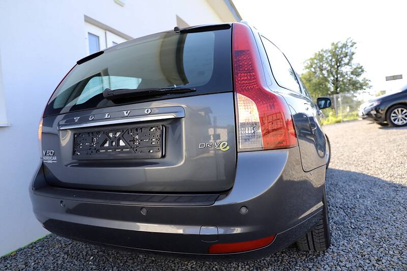 Універсал Volvo V50 2012 в Дрогобичі