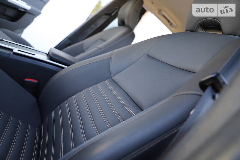 Універсал Volvo V50 2012 в Дрогобичі
