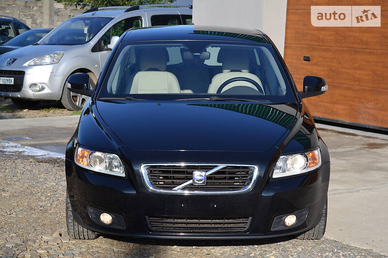 Універсал Volvo V50 2009 в Калуші