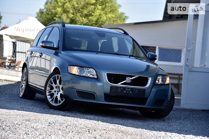 Універсал Volvo V50 2009 в Дрогобичі