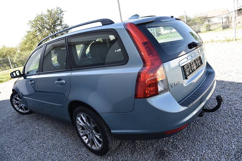 Універсал Volvo V50 2009 в Дрогобичі