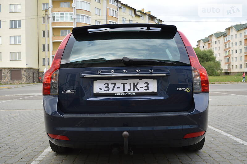 Універсал Volvo V50 2011 в Стрию