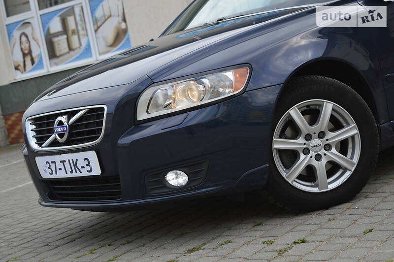 Універсал Volvo V50 2011 в Стрию