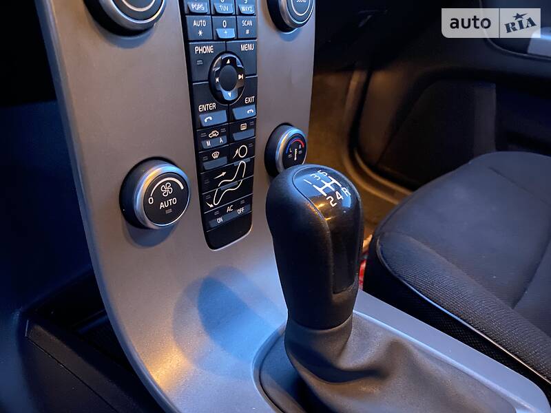 Універсал Volvo V50 2010 в Рівному фото 26 Універсал Volvo V50 2010 в Рівному