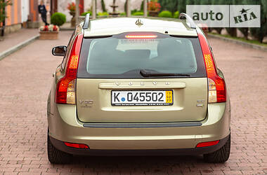 Універсал Volvo V50 2010 в 