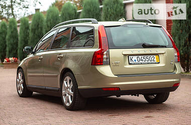 Універсал Volvo V50 2010 в 
