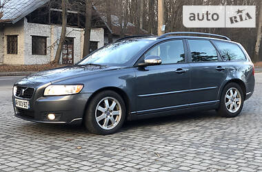 Универсал Volvo V50 2010 в Львове