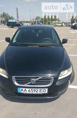 Универсал Volvo V50 2008 в Киеве