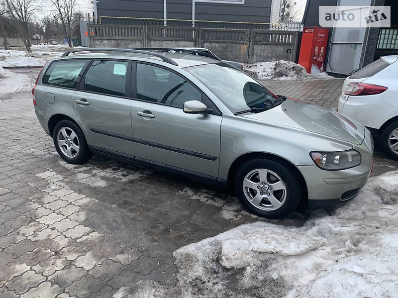 Volvo V50