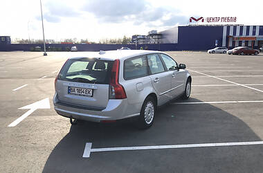 Универсал Volvo V50 2009 в 
