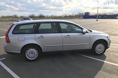 Универсал Volvo V50 2009 в 