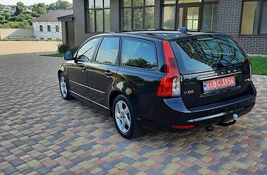 Универсал Volvo V50 2012 в Новоархангельске