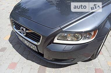 Универсал Volvo V50 2011 в Трускавце