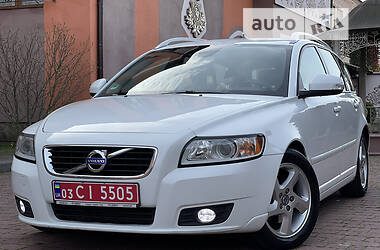 Универсал Volvo V50 2012 в 