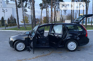 Универсал Volvo V50 2009 в 