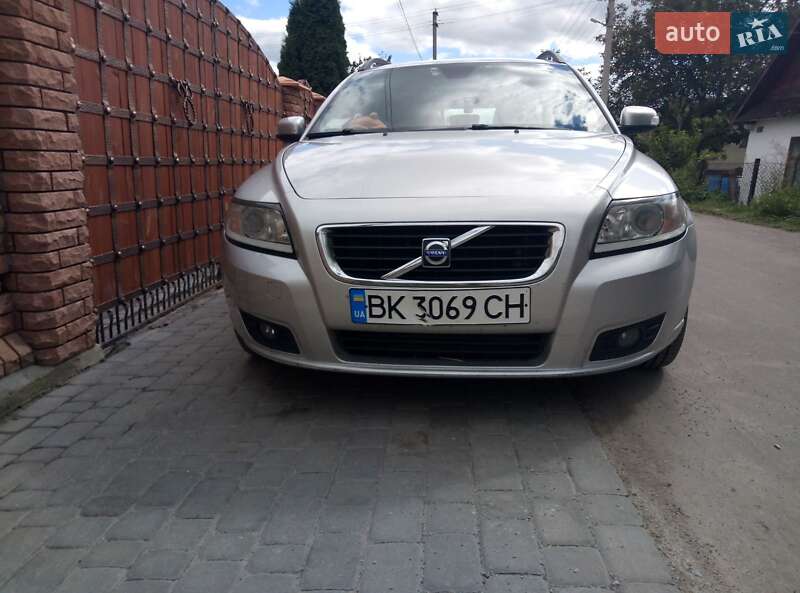 Універсал Volvo V50 2009 в Дубні фото 2 Універсал Volvo V50 2009 в Дубні