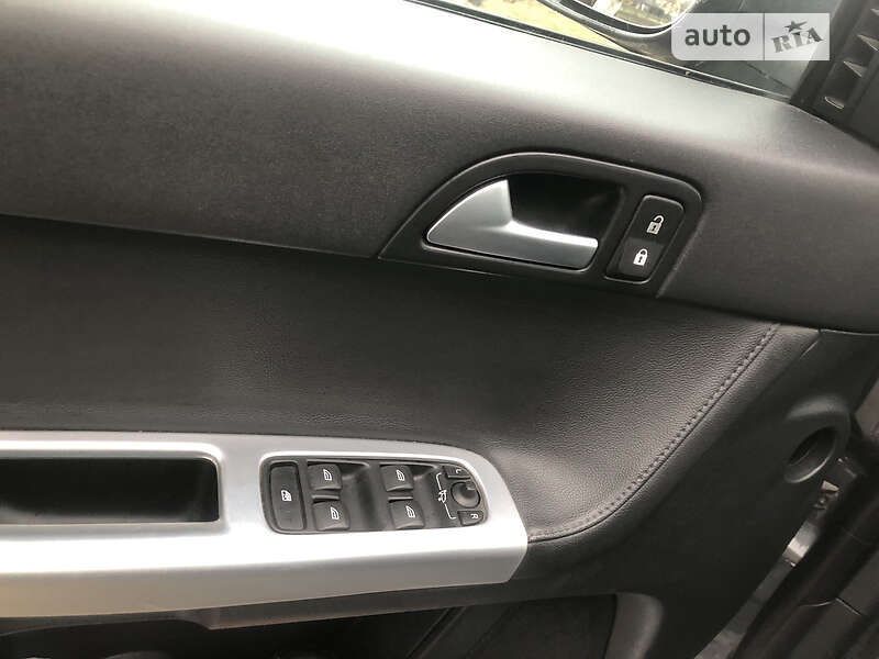Універсал Volvo V50 2010 в Луцьку
