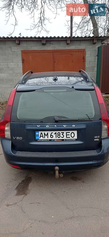 Хэтчбек Volvo V50 2009 в Житомире