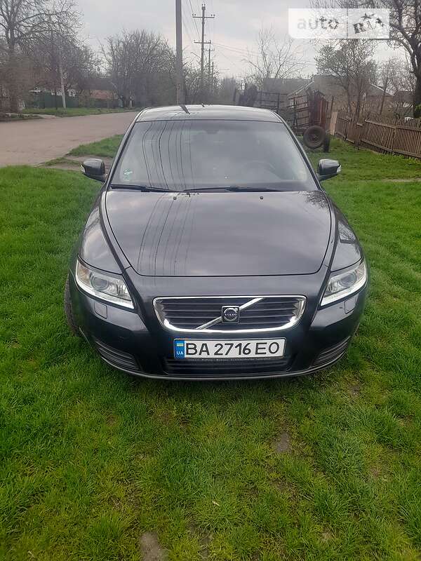 Универсал Volvo V50 2009 в Долинской