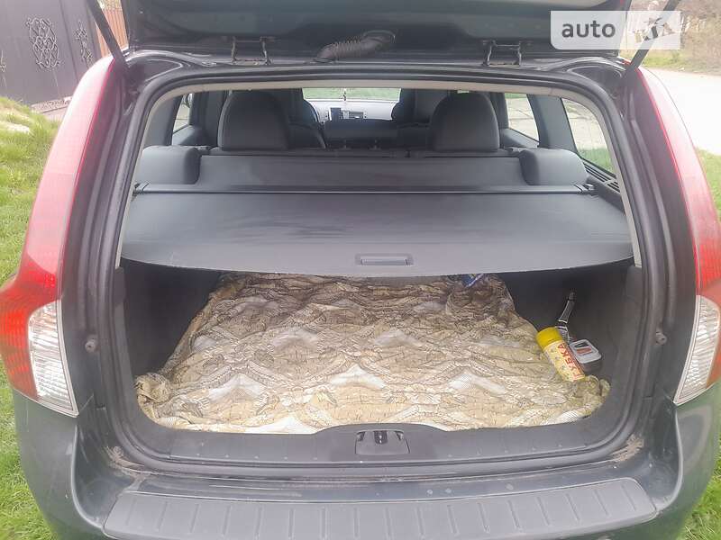 Универсал Volvo V50 2009 в Долинской