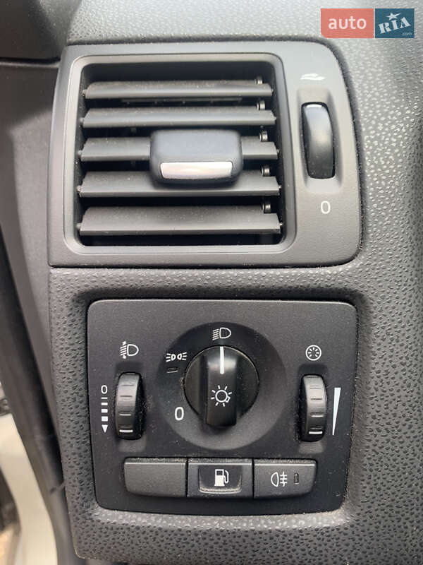Универсал Volvo V50 2011 в Черкассах