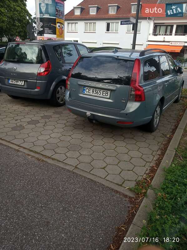 Універсал Volvo V50 2009 в Вижниці
