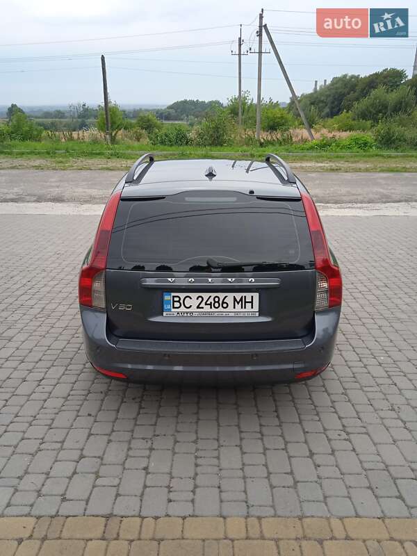 Універсал Volvo V50 2008 в Миколаєві