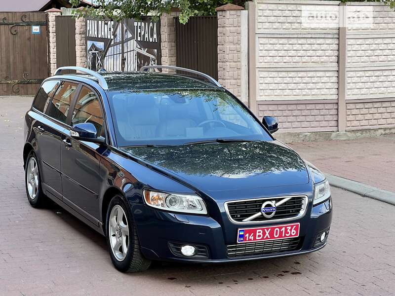 Універсал Volvo V50 2012 в Стрию