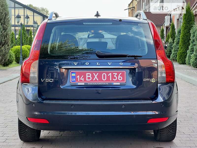 Універсал Volvo V50 2012 в Стрию