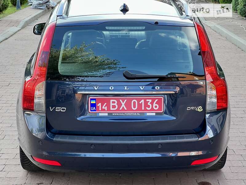 Універсал Volvo V50 2012 в Стрию