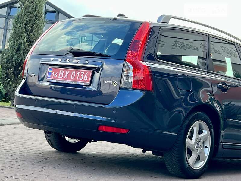 Універсал Volvo V50 2012 в Стрию