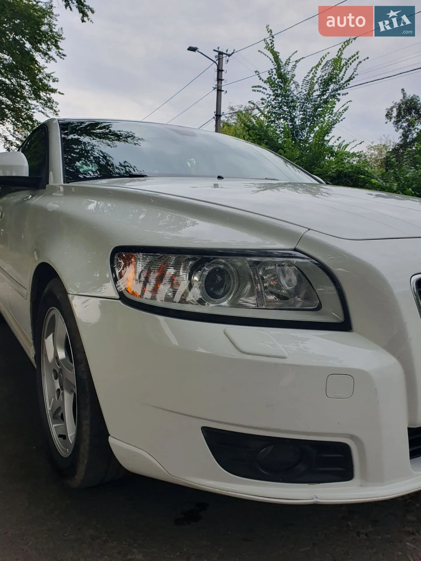 2011 Volvo V50 - мініатюра 2