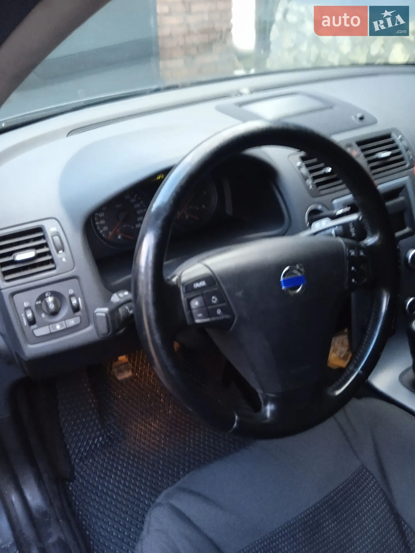 2010 Volvo V50 - мініатюра 7