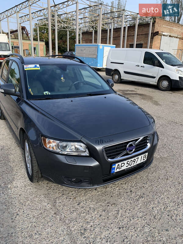 Volvo V50 2010