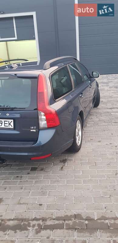 Универсал Volvo V50 2010 в Луцке