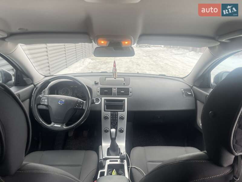 Універсал Volvo V50 2010 в Старокостянтинові