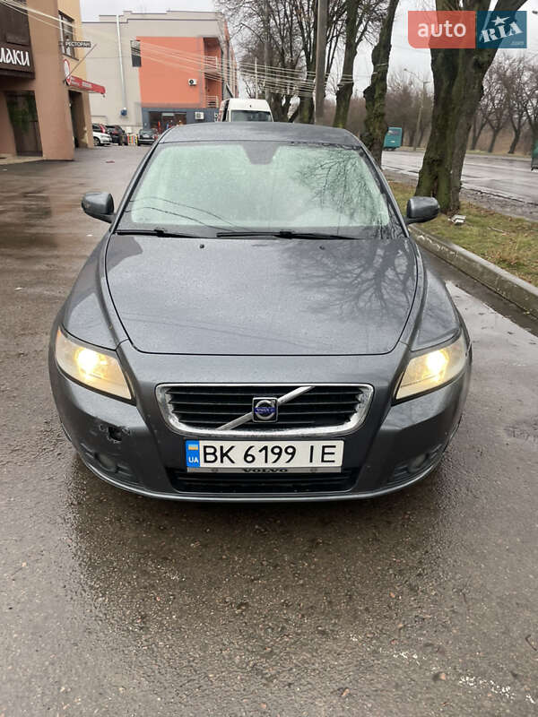 Volvo V50 2008