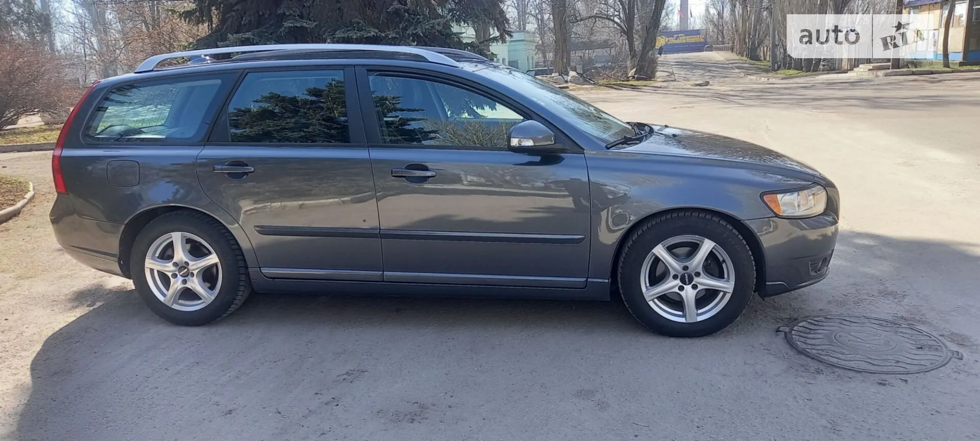 2010 Volvo V50 - мініатюра 9