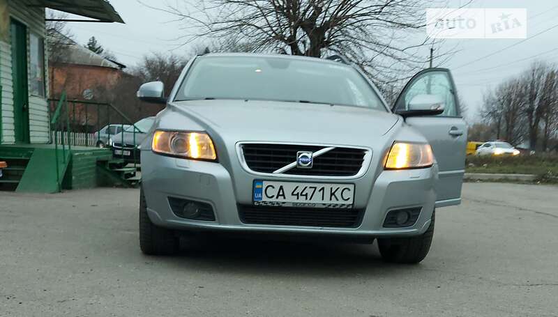 Универсал Volvo V50 2009 в Мироновке