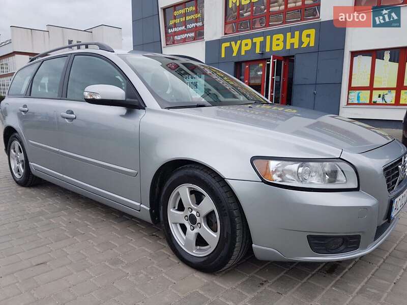 Volvo V50 2009