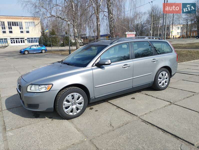Універсал Volvo V50 2007 в Конотопі