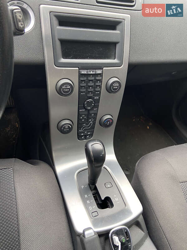 Універсал Volvo V50 2006 в Луцьку
