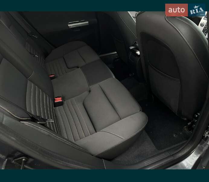 Універсал Volvo V50 2009 в Славуті