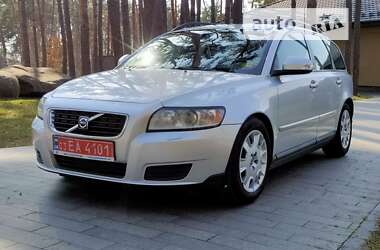 Универсал Volvo V50 2010 в Житомире