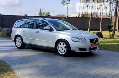 Універсал Volvo V50 2010 в Житомирі