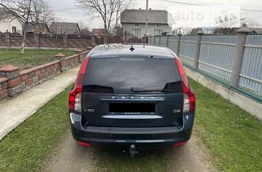 Универсал Volvo V50 2010 в Долине